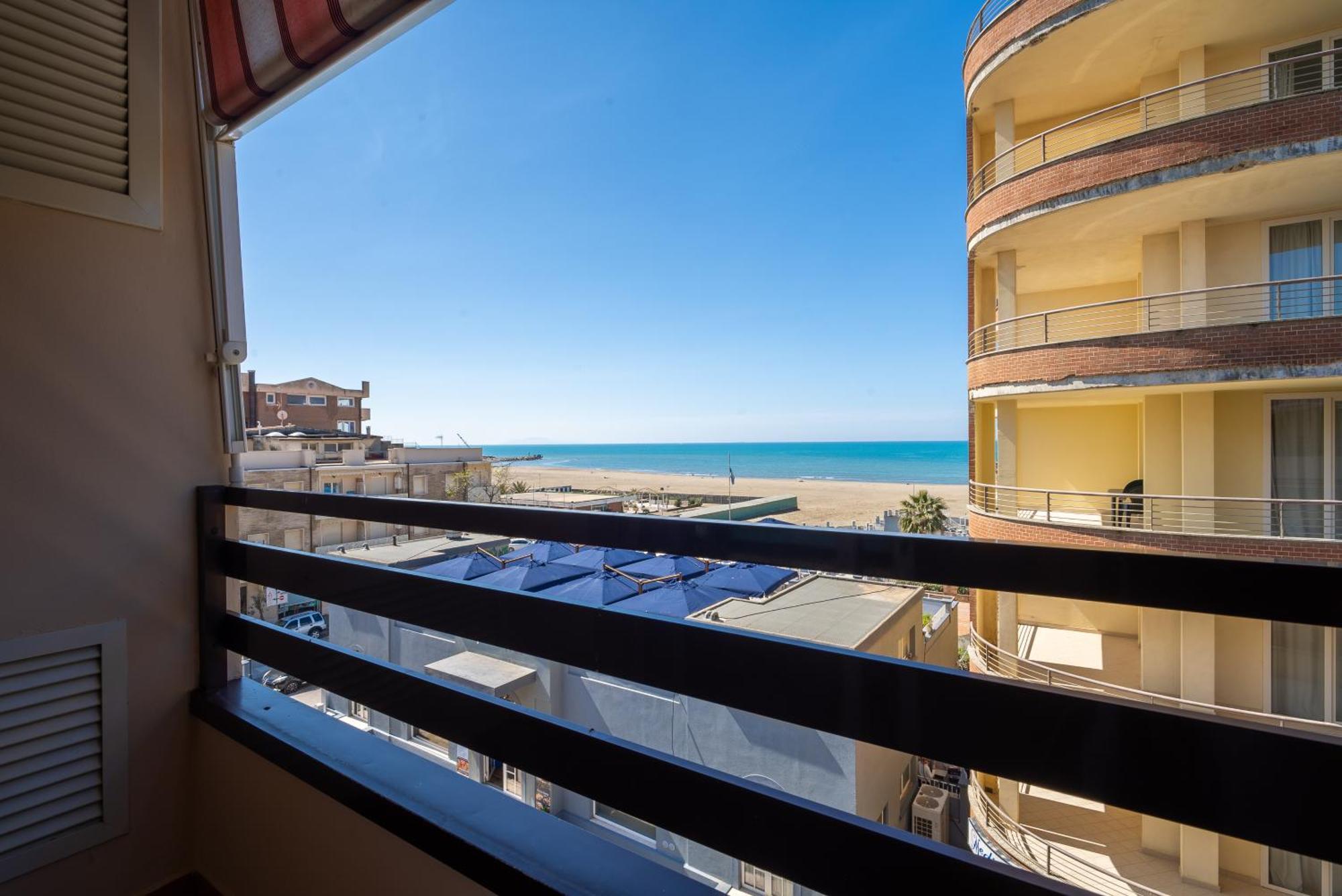 Residence La Rosa Di Nettuno Marina di Grosseto Ngoại thất bức ảnh